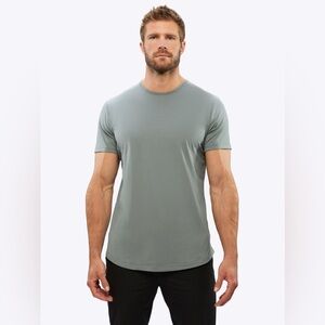 CUTS AO Curve-Hem Tee Men's T-Shirt size L